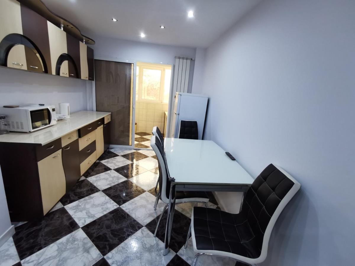 Feelhome Apartment Călimăneşti Eksteriør bilde